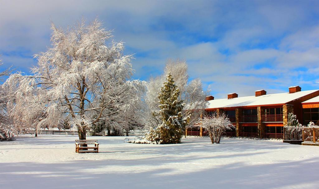 Distinction Mackenzie Country Hotel Twizel Exterior photo